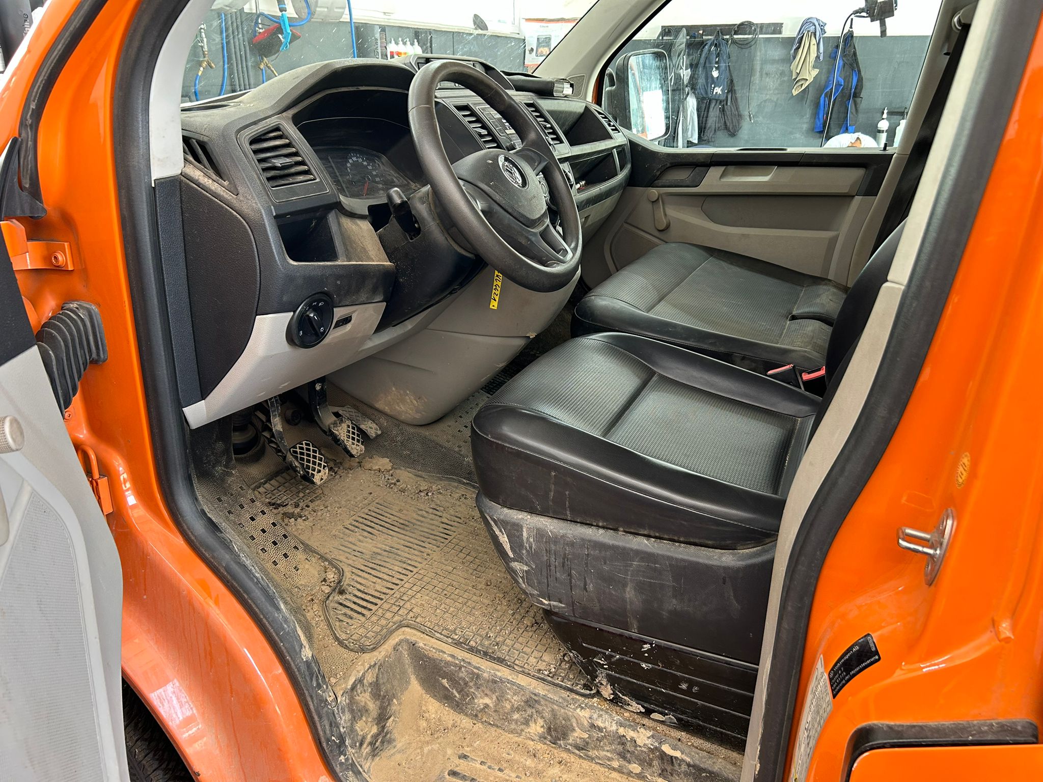 carplace-berfore-service